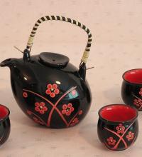 Ceramiczny czarny zestaw w kwiatki
